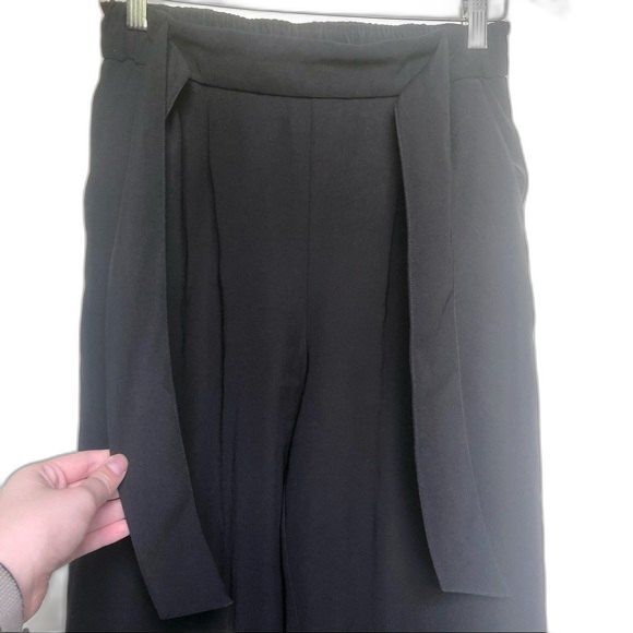 Lululemon Black Noir Crop Pants Size 6 - Picture 14 of 15